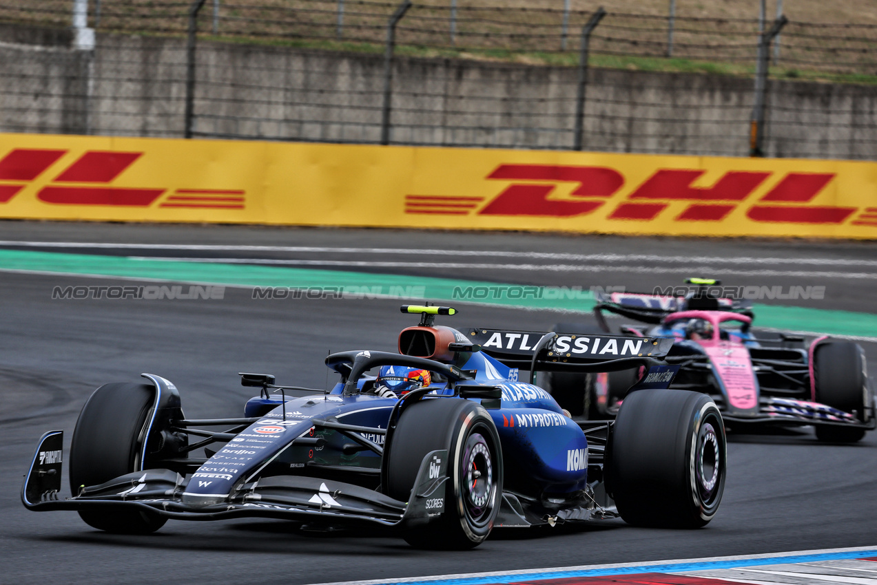 GP CINA, Carlos Sainz (ESP) Atlassian Williams Racing FW46.

23.03.2025. Formula 1 World Championship, Rd 2, Chinese Grand Prix, Shanghai, China, Gara Day.

- www.xpbimages.com, EMail: requests@xpbimages.com © Copyright: Batchelor / XPB Images