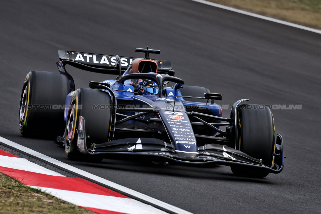 GP CINA, Alexander Albon (THA) Atlassian Williams Racing FW47.

23.03.2025. Formula 1 World Championship, Rd 2, Chinese Grand Prix, Shanghai, China, Gara Day.

- www.xpbimages.com, EMail: requests@xpbimages.com © Copyright: Moy / XPB Images