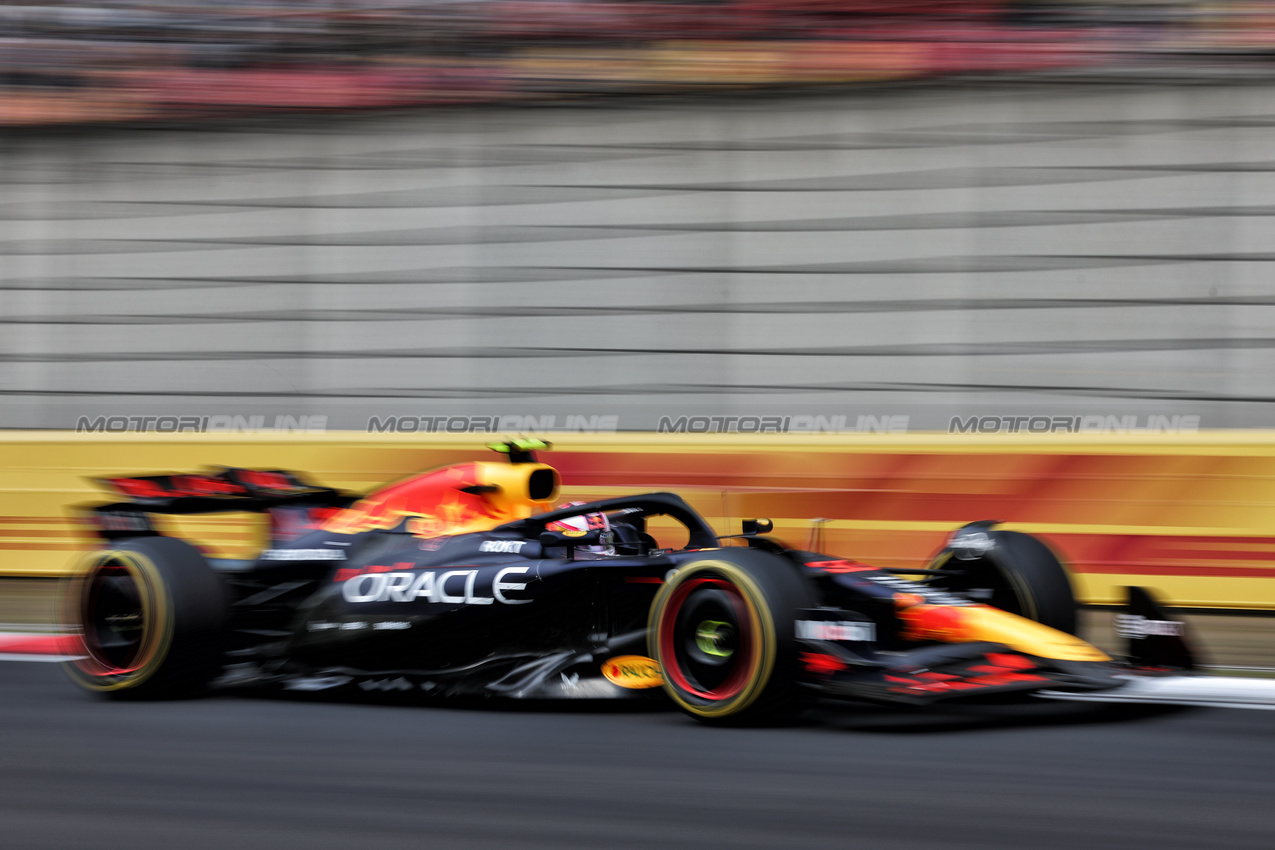 GP CINA, Liam Lawson (NZL) Red Bull Racing RB21.

23.03.2025. Formula 1 World Championship, Rd 2, Chinese Grand Prix, Shanghai, China, Gara Day.

- www.xpbimages.com, EMail: requests@xpbimages.com © Copyright: Moy / XPB Images