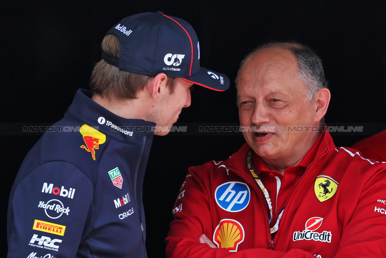 GP CINA, (L to R): Max Verstappen (NLD) Red Bull Racing with Frederic Vasseur (FRA) Ferrari Team Principal.

23.03.2025. Formula 1 World Championship, Rd 2, Chinese Grand Prix, Shanghai, China, Gara Day.

- www.xpbimages.com, EMail: requests@xpbimages.com © Copyright: Moy / XPB Images