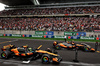 GP CINA, Second placed Lando Norris (GBR) McLaren MCL39 e vincitore Oscar Piastri (AUS) McLaren MCL39 in parc ferme.

23.03.2025. Formula 1 World Championship, Rd 2, Chinese Grand Prix, Shanghai, China, Gara Day.

- www.xpbimages.com, EMail: requests@xpbimages.com © Copyright: Moy / XPB Images
