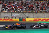 GP CINA, Max Verstappen (NLD) Red Bull Racing RB21 e Oliver Bearman (GBR) Haas VF-25 battle for position.

23.03.2025. Formula 1 World Championship, Rd 2, Chinese Grand Prix, Shanghai, China, Gara Day.

- www.xpbimages.com, EMail: requests@xpbimages.com © Copyright: Batchelor / XPB Images