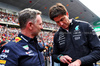GP CINA, (L to R): Christian Horner (GBR) Red Bull Racing Team Principal with Toto Wolff (GER) Mercedes AMG F1 Shareholder e Executive Director on the grid.

23.03.2025. Formula 1 World Championship, Rd 2, Chinese Grand Prix, Shanghai, China, Gara Day.

- www.xpbimages.com, EMail: requests@xpbimages.com © Copyright: Batchelor / XPB Images