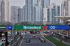 GP CINA, Oscar Piastri (AUS) McLaren MCL39 davanti a George Russell (GBR) Mercedes AMG F1 W16 at the partenza of the race.

23.03.2025. Formula 1 World Championship, Rd 2, Chinese Grand Prix, Shanghai, China, Gara Day.

- www.xpbimages.com, EMail: requests@xpbimages.com © Copyright: Batchelor / XPB Images