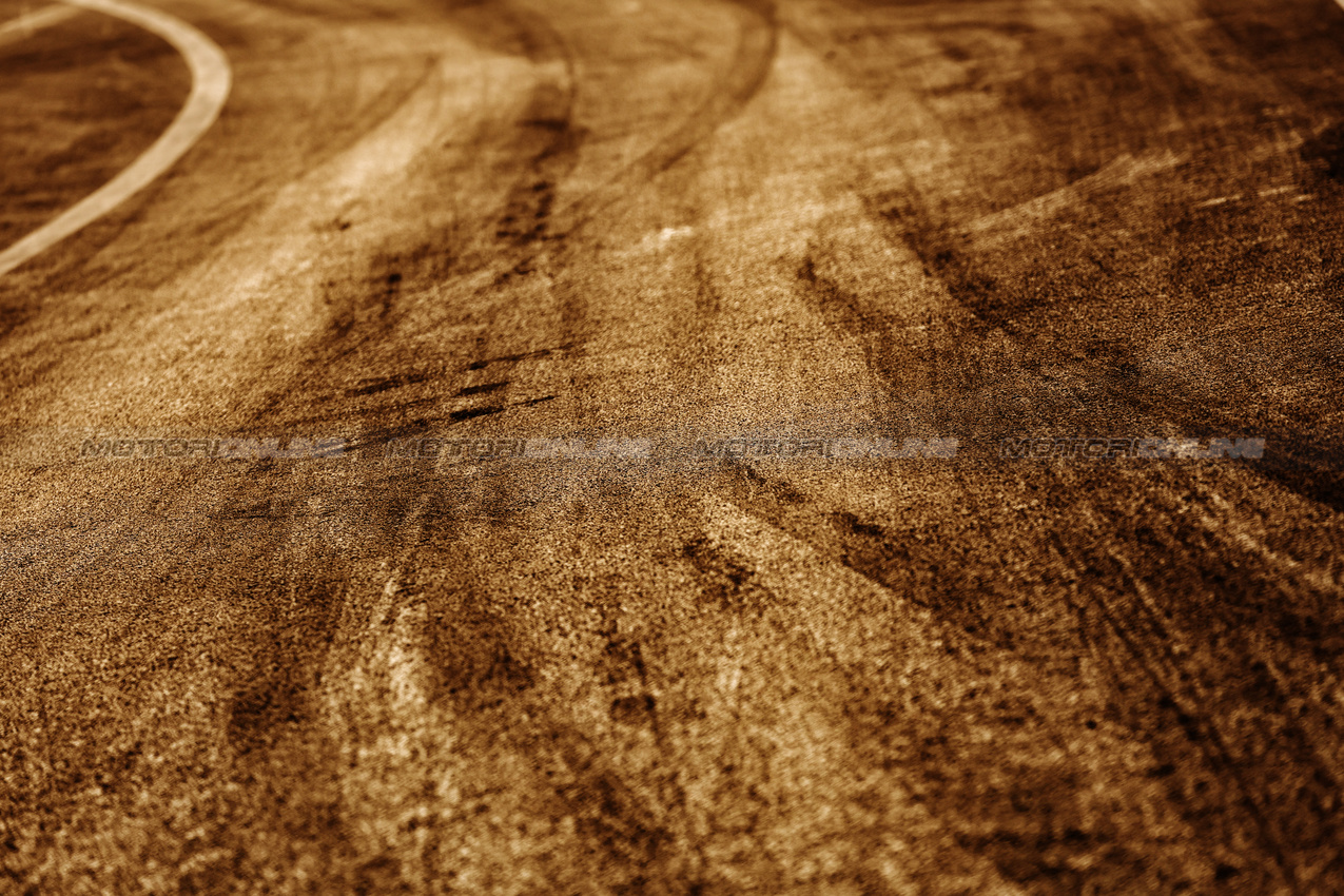 GP CINA, Circuit Atmosfera - track detail.

20.03.2025. Formula 1 World Championship, Rd 2, Chinese Grand Prix, Shanghai, China, Preparation Day.

- www.xpbimages.com, EMail: requests@xpbimages.com © Copyright: Bearne / XPB Images