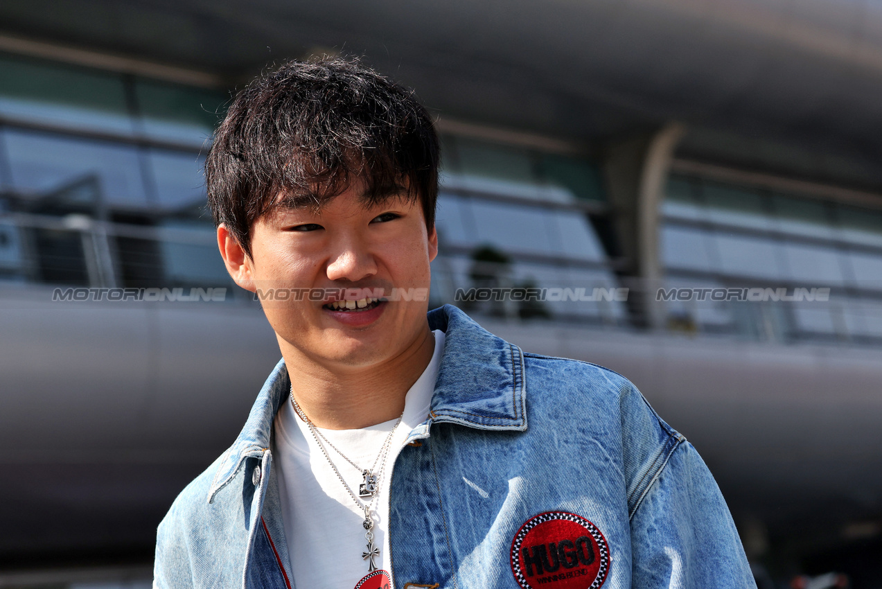 GP CINA, Yuki Tsunoda (JPN) Racing Bulls.

20.03.2025. Formula 1 World Championship, Rd 2, Chinese Grand Prix, Shanghai, China, Preparation Day.

- www.xpbimages.com, EMail: requests@xpbimages.com © Copyright: Bearne / XPB Images