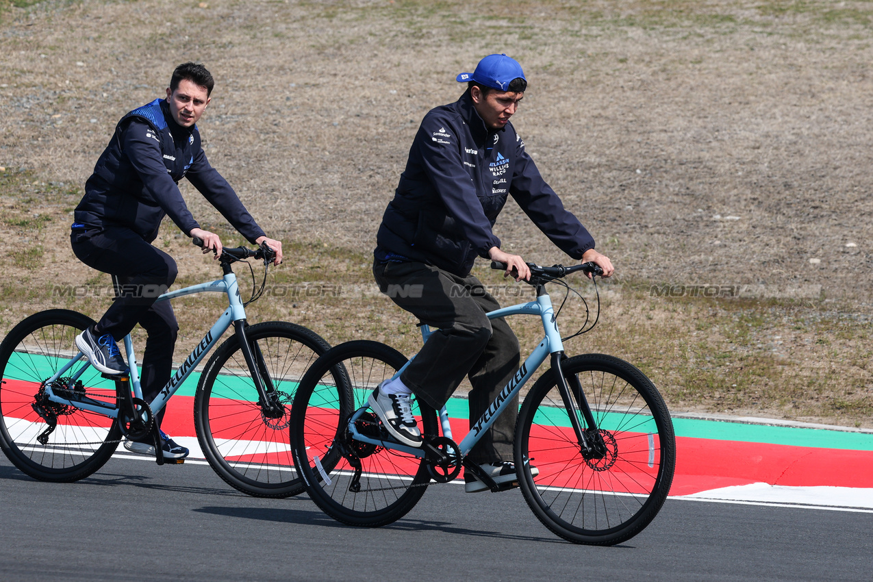 GP CINA, Alexander Albon (THA), Atlassian Williams Racing 
20.03.2025. Formula 1 World Championship, Rd 2, Chinese Grand Prix, Shanghai, China, Preparation Day.
- www.xpbimages.com, EMail: requests@xpbimages.com © Copyright: Charniaux / XPB Images