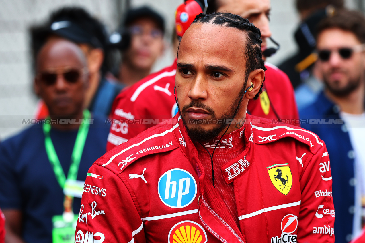 GP CINA, Lewis Hamilton (GBR) Ferrari on the grid.

22.03.2025. Formula 1 World Championship, Rd 2, Chinese Grand Prix, Shanghai, China, Sprint e Qualifiche Day.

- www.xpbimages.com, EMail: requests@xpbimages.com © Copyright: Batchelor / XPB Images