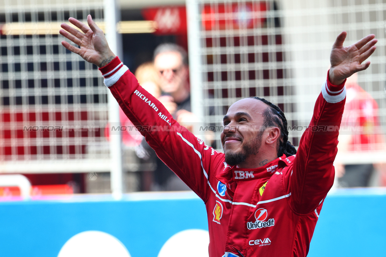 GP CINA, Gara winner Lewis Hamilton (GBR) Ferrari celebrates in Sprint parc ferme.

22.03.2025. Formula 1 World Championship, Rd 2, Chinese Grand Prix, Shanghai, China, Sprint e Qualifiche Day.

- www.xpbimages.com, EMail: requests@xpbimages.com © Copyright: Batchelor / XPB Images