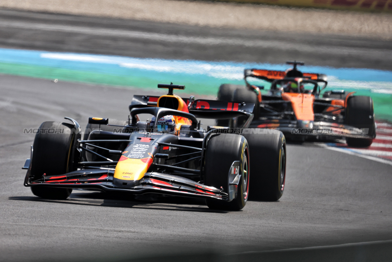 GP CINA, Max Verstappen (NLD) Red Bull Racing RB21.

22.03.2025. Formula 1 World Championship, Rd 2, Chinese Grand Prix, Shanghai, China, Sprint e Qualifiche Day.

- www.xpbimages.com, EMail: requests@xpbimages.com © Copyright: Bearne / XPB Images