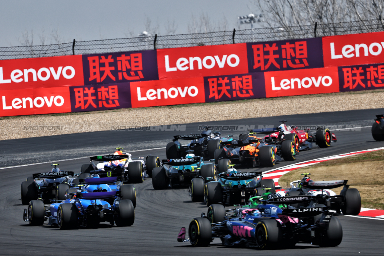 GP CINA, Carlos Sainz (ESP) Atlassian Williams Racing FW46 at the partenza of the race.

22.03.2025. Formula 1 World Championship, Rd 2, Chinese Grand Prix, Shanghai, China, Sprint e Qualifiche Day.

- www.xpbimages.com, EMail: requests@xpbimages.com © Copyright: Batchelor / XPB Images