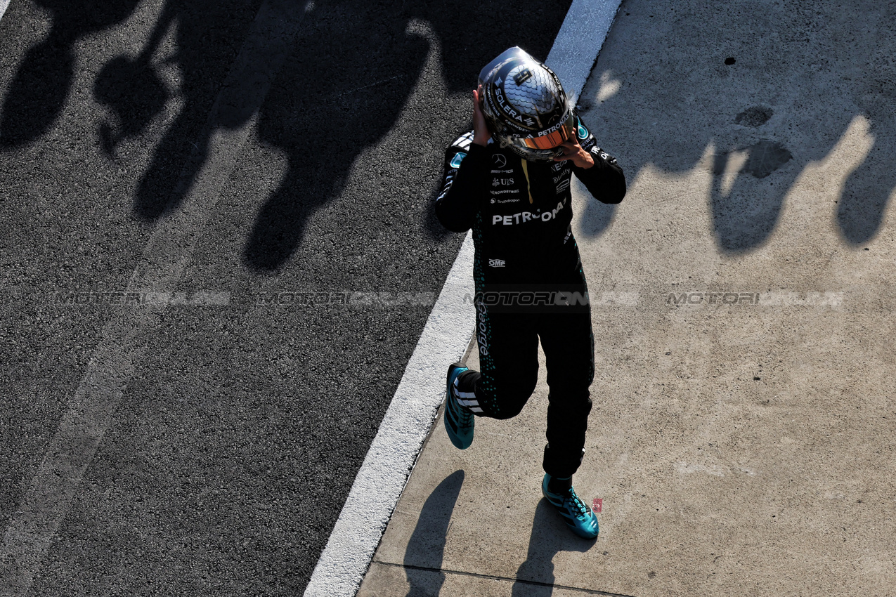 GP CINA, Second placed George Russell (GBR) Mercedes AMG F1 in qualifying parc ferme.

22.03.2025. Formula 1 World Championship, Rd 2, Chinese Grand Prix, Shanghai, China, Sprint e Qualifiche Day.

- www.xpbimages.com, EMail: requests@xpbimages.com © Copyright: Moy / XPB Images
