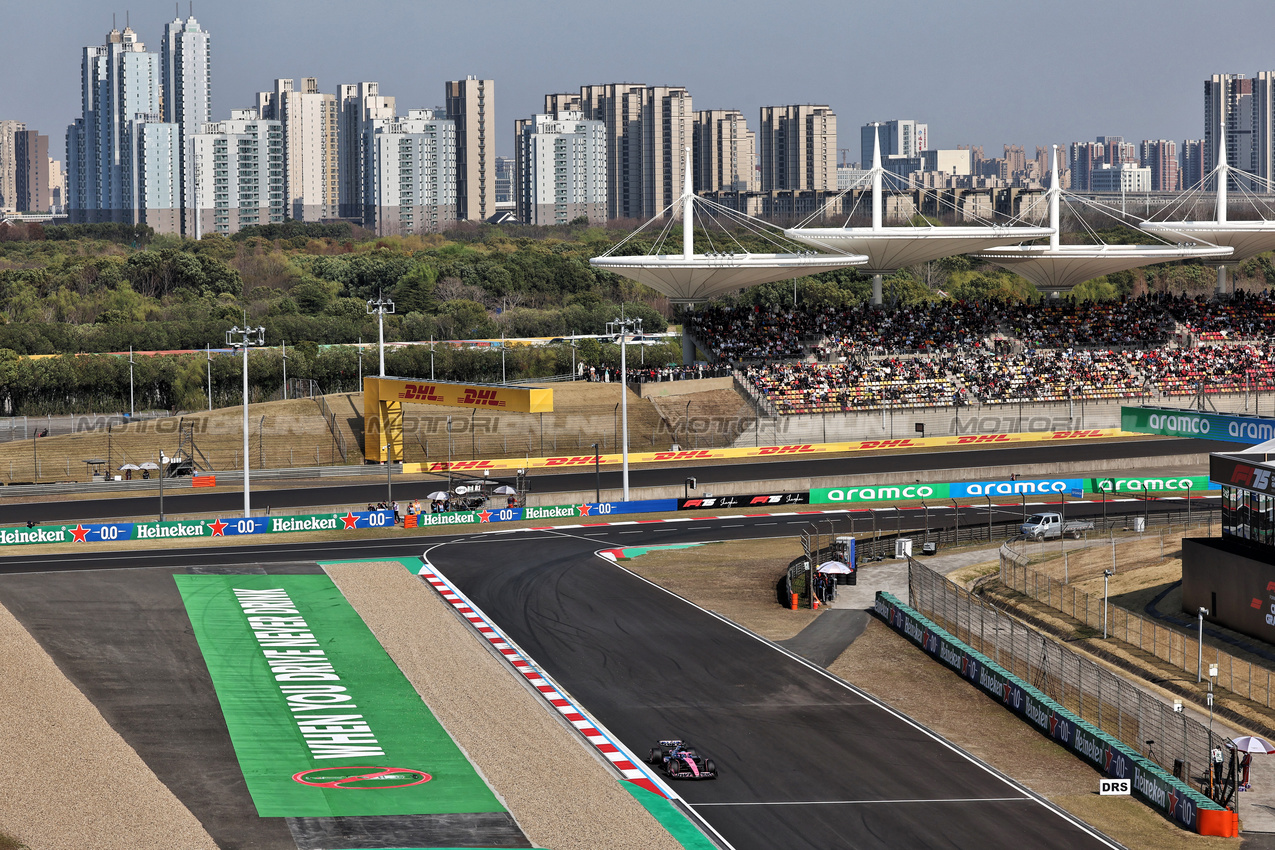 GP CINA, Pierre Gasly (FRA) Alpine F1 Team A525.

22.03.2025. Formula 1 World Championship, Rd 2, Chinese Grand Prix, Shanghai, China, Sprint e Qualifiche Day.

- www.xpbimages.com, EMail: requests@xpbimages.com © Copyright: Moy / XPB Images