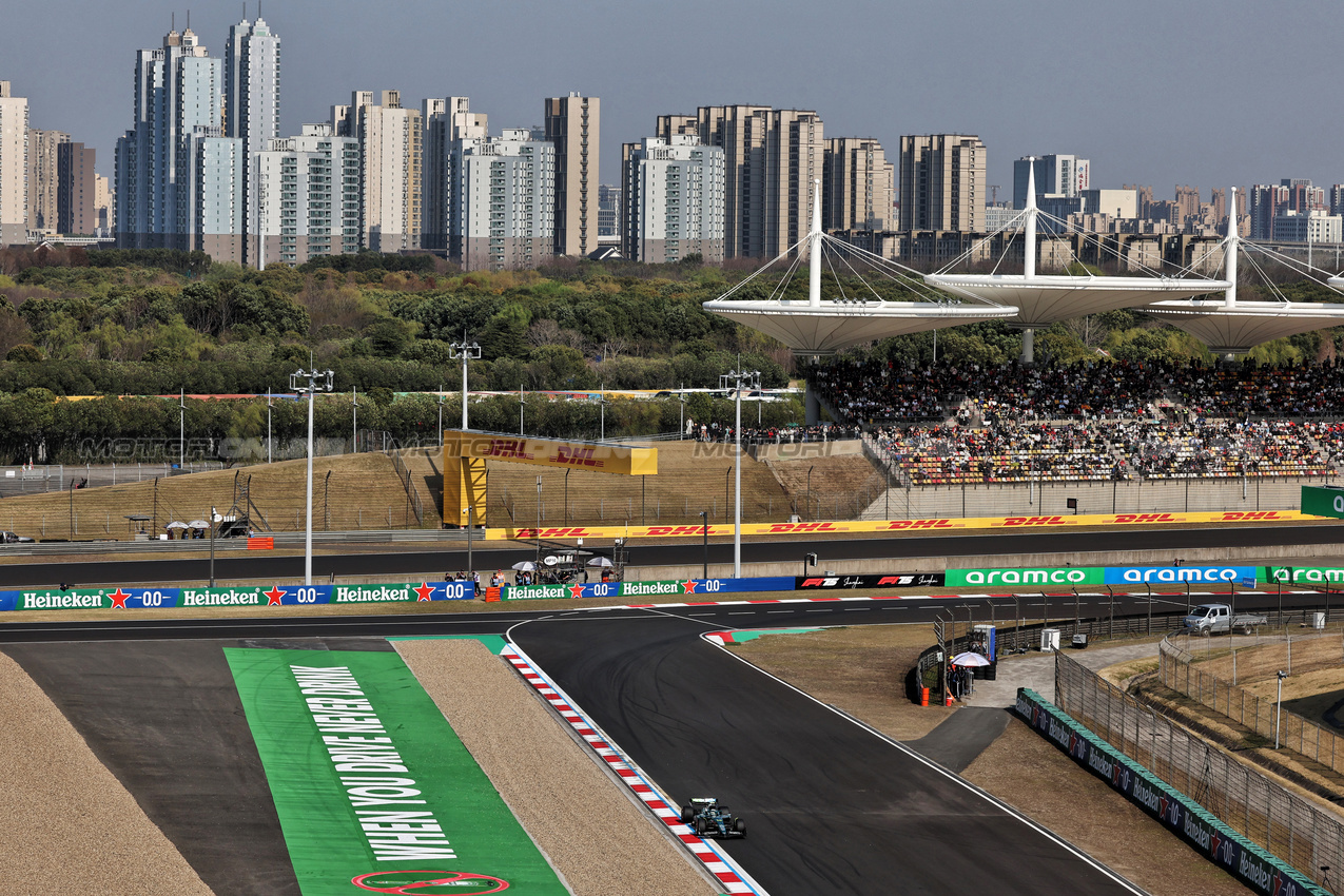 GP CINA, Fernando Alonso (ESP) Aston Martin F1 Team AMR25.

22.03.2025. Formula 1 World Championship, Rd 2, Chinese Grand Prix, Shanghai, China, Sprint e Qualifiche Day.

- www.xpbimages.com, EMail: requests@xpbimages.com © Copyright: Moy / XPB Images
