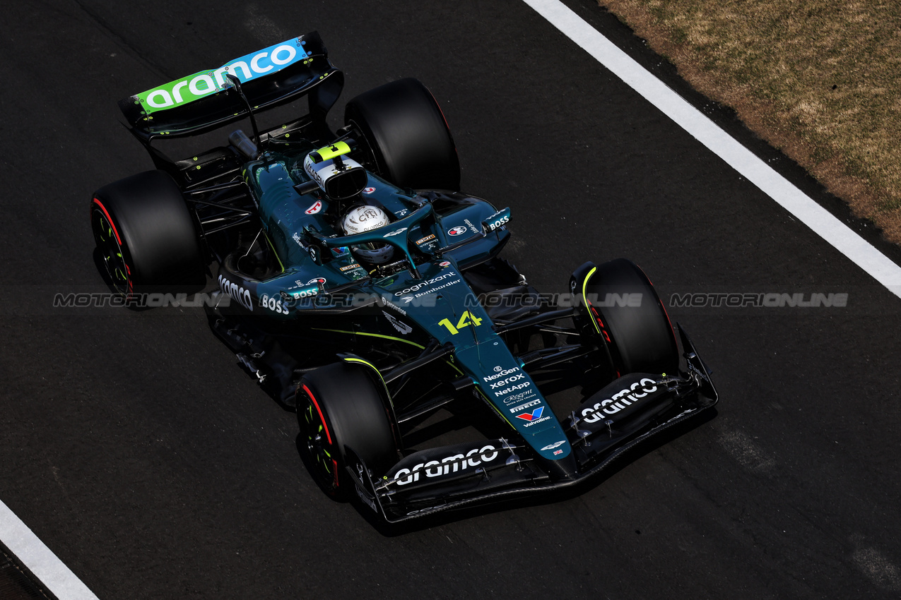 GP CINA, Fernando Alonso (ESP) Aston Martin F1 Team AMR25.

22.03.2025. Formula 1 World Championship, Rd 2, Chinese Grand Prix, Shanghai, China, Sprint e Qualifiche Day.

- www.xpbimages.com, EMail: requests@xpbimages.com © Copyright: Moy / XPB Images