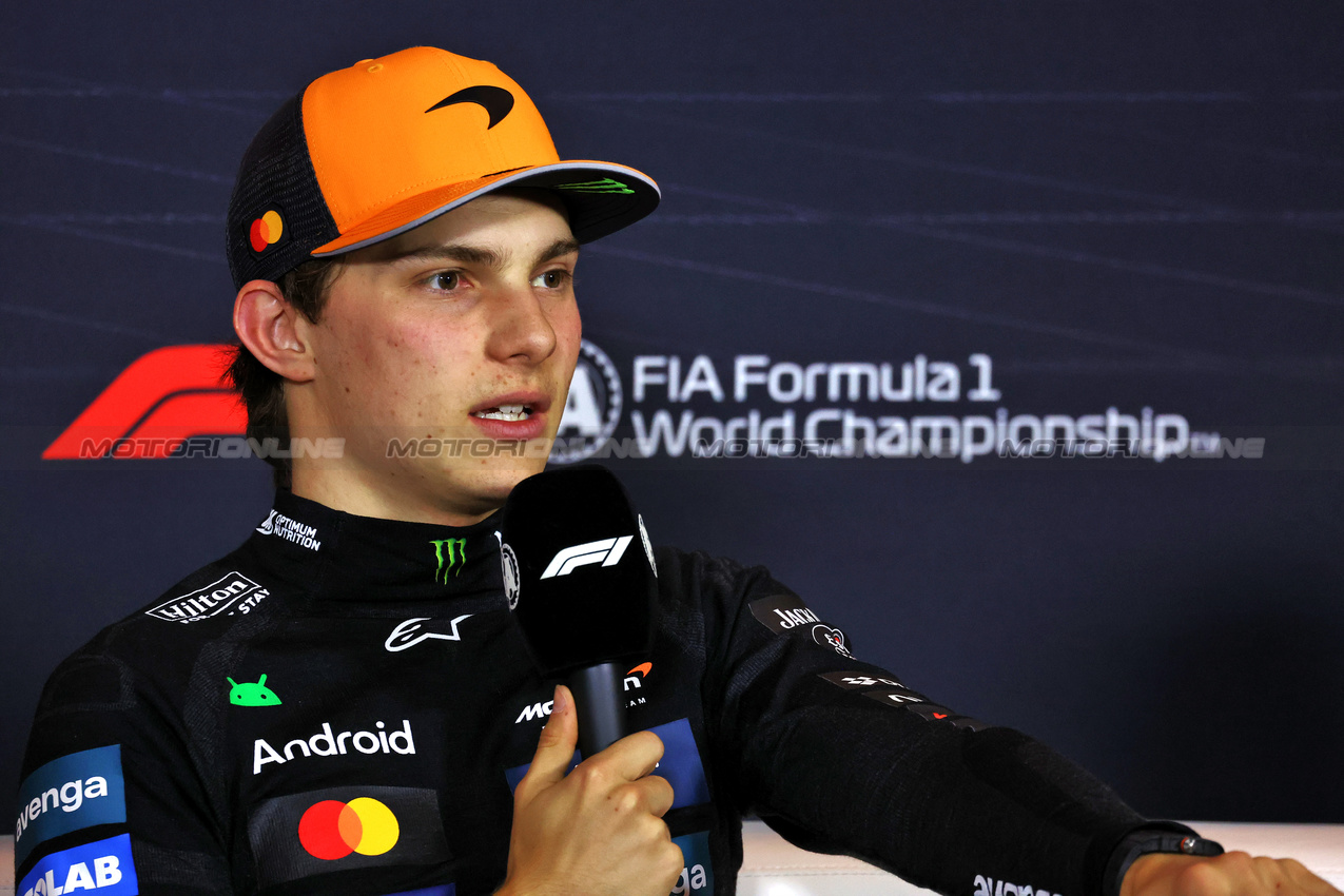 GP CINA, Oscar Piastri (AUS) McLaren in the post qualifying FIA Press Conference.

22.03.2025. Formula 1 World Championship, Rd 2, Chinese Grand Prix, Shanghai, China, Sprint e Qualifiche Day.

- www.xpbimages.com, EMail: requests@xpbimages.com © Copyright: Moy / XPB Images