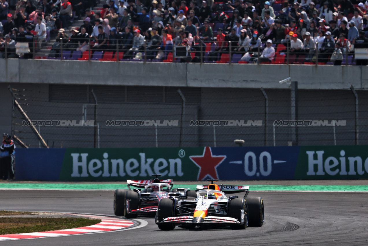 GP CINA, Isack Hadjar (FRA) Racing Bulls VCARB 02.

22.03.2025. Formula 1 World Championship, Rd 2, Chinese Grand Prix, Shanghai, China, Sprint e Qualifiche Day.

- www.xpbimages.com, EMail: requests@xpbimages.com © Copyright: Batchelor / XPB Images