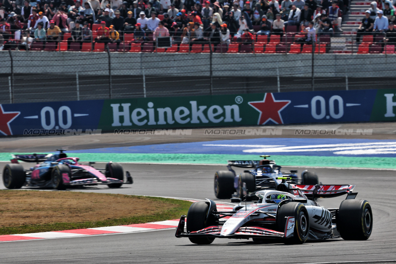 GP CINA, Oliver Bearman (GBR) Haas VF-25.

22.03.2025. Formula 1 World Championship, Rd 2, Chinese Grand Prix, Shanghai, China, Sprint e Qualifiche Day.

- www.xpbimages.com, EMail: requests@xpbimages.com © Copyright: Batchelor / XPB Images