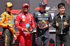 GP CINA, Sprint parc ferme (L to R): Oscar Piastri (AUS) McLaren, second; Lewis Hamilton (GBR) Ferrari, vincitore; Max Verstappen (NLD) Red Bull Racing, third; Jimmy Lin (TWN) Singer / Actor.

22.03.2025. Formula 1 World Championship, Rd 2, Chinese Grand Prix, Shanghai, China, Sprint e Qualifiche Day.

- www.xpbimages.com, EMail: requests@xpbimages.com © Copyright: Bearne / XPB Images