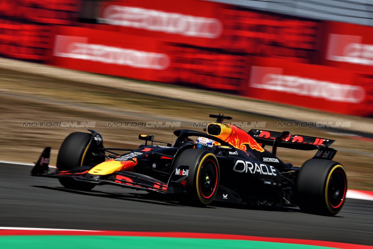 GP CINA, Max Verstappen (NLD) Red Bull Racing RB21.

21.03.2025. Formula 1 World Championship, Rd 2, Chinese Grand Prix, Shanghai, China, Sprint Qualifiche Day.

- www.xpbimages.com, EMail: requests@xpbimages.com © Copyright: Charniaux / XPB Images