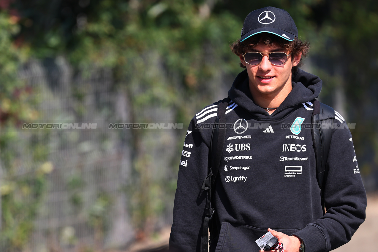 GP CINA, Andrea Kimi Antonelli (ITA) Mercedes AMG F1.

21.03.2025. Formula 1 World Championship, Rd 2, Chinese Grand Prix, Shanghai, China, Sprint Qualifiche Day.

- www.xpbimages.com, EMail: requests@xpbimages.com © Copyright: Batchelor / XPB Images