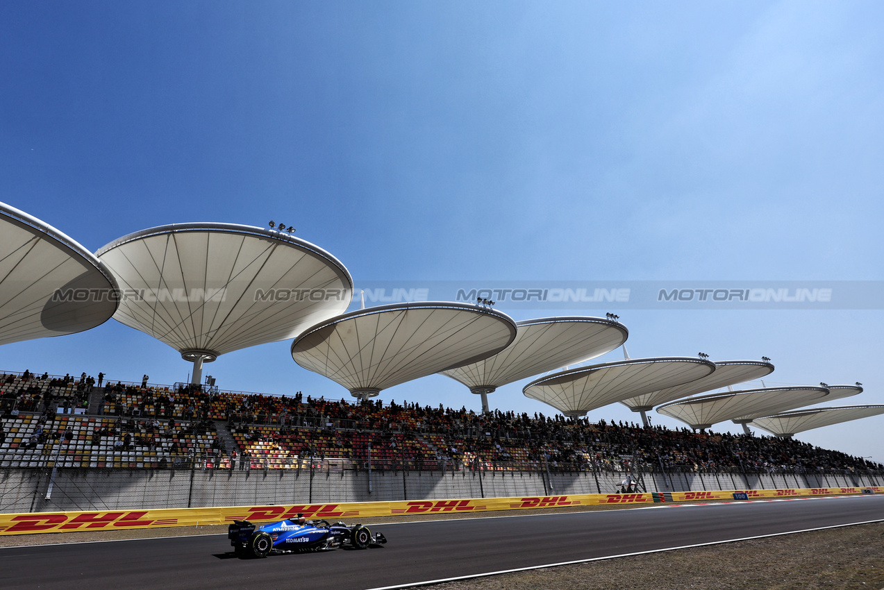 GP CINA, Alexander Albon (THA) Atlassian Williams Racing FW47.

21.03.2025. Formula 1 World Championship, Rd 2, Chinese Grand Prix, Shanghai, China, Sprint Qualifiche Day.

- www.xpbimages.com, EMail: requests@xpbimages.com © Copyright: Moy / XPB Images