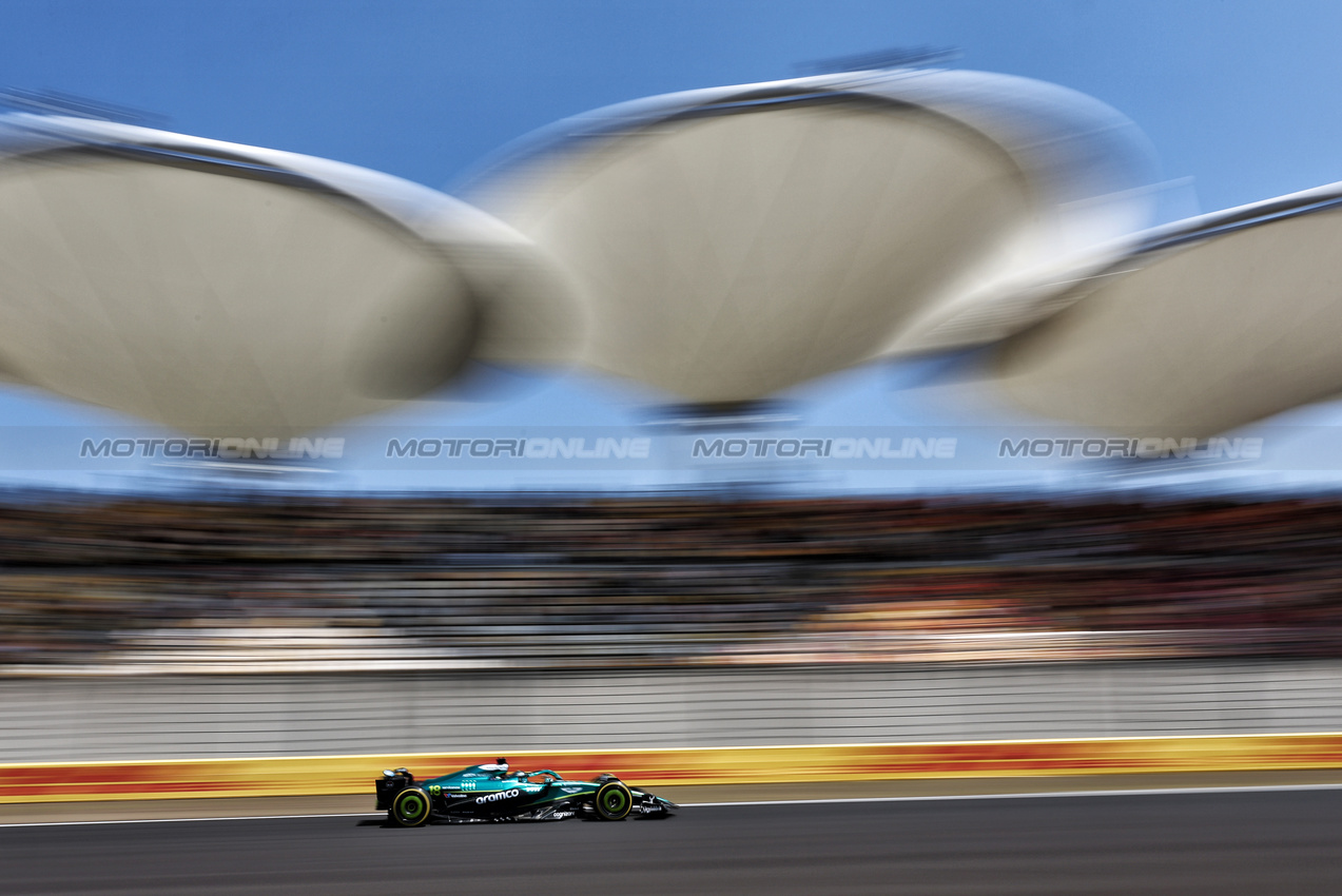 GP CINA, Lance Stroll (CDN) Aston Martin F1 Team AMR25.

21.03.2025. Formula 1 World Championship, Rd 2, Chinese Grand Prix, Shanghai, China, Sprint Qualifiche Day.

- www.xpbimages.com, EMail: requests@xpbimages.com © Copyright: Moy / XPB Images