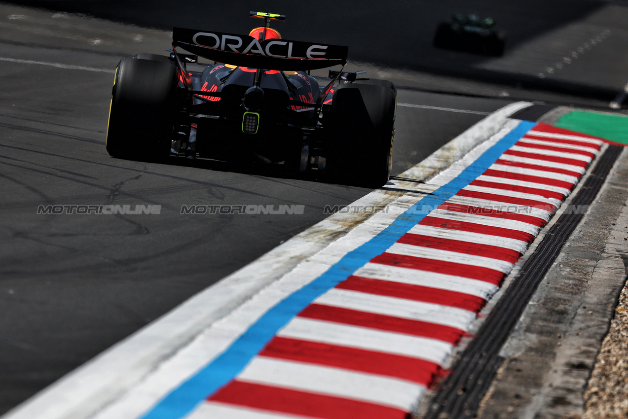 GP CINA, Liam Lawson (NZL) Red Bull Racing RB21.

21.03.2025. Formula 1 World Championship, Rd 2, Chinese Grand Prix, Shanghai, China, Sprint Qualifiche Day.

- www.xpbimages.com, EMail: requests@xpbimages.com © Copyright: Moy / XPB Images