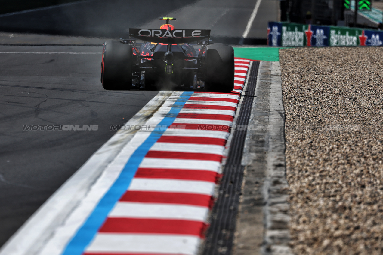 GP CINA, Liam Lawson (NZL) Red Bull Racing RB21.

21.03.2025. Formula 1 World Championship, Rd 2, Chinese Grand Prix, Shanghai, China, Sprint Qualifiche Day.

- www.xpbimages.com, EMail: requests@xpbimages.com © Copyright: Moy / XPB Images