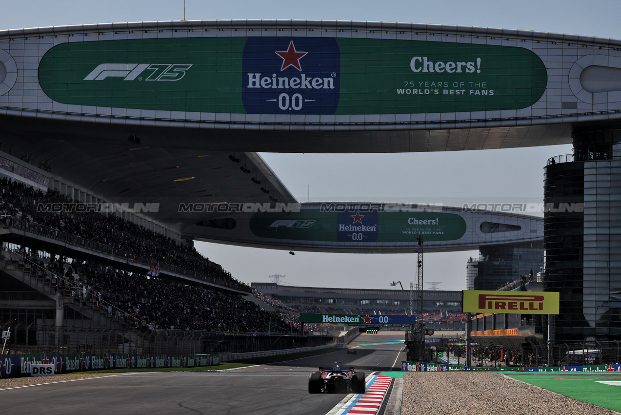 GP CINA, Charles Leclerc (MON) Ferrari SF-25.

21.03.2025. Formula 1 World Championship, Rd 2, Chinese Grand Prix, Shanghai, China, Sprint Qualifiche Day.

- www.xpbimages.com, EMail: requests@xpbimages.com © Copyright: Moy / XPB Images