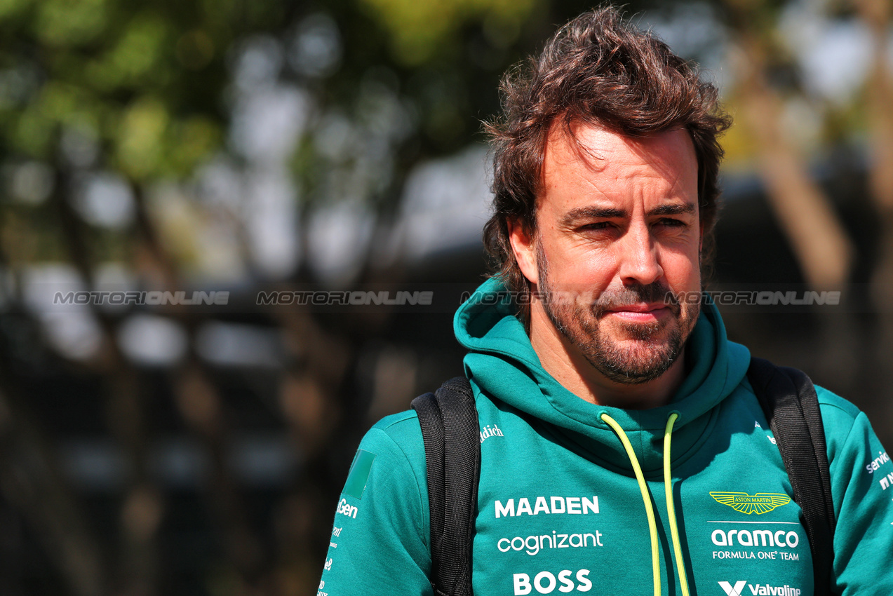 GP CINA, Fernando Alonso (ESP) Aston Martin F1 Team.

21.03.2025. Formula 1 World Championship, Rd 2, Chinese Grand Prix, Shanghai, China, Sprint Qualifiche Day.

- www.xpbimages.com, EMail: requests@xpbimages.com © Copyright: Batchelor / XPB Images