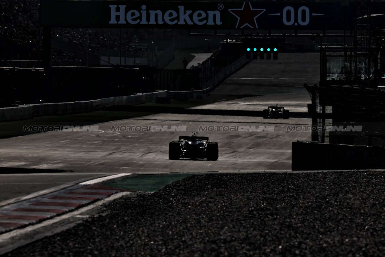 GP CINA, Low light action.

21.03.2025. Formula 1 World Championship, Rd 2, Chinese Grand Prix, Shanghai, China, Sprint Qualifiche Day.

- www.xpbimages.com, EMail: requests@xpbimages.com © Copyright: Batchelor / XPB Images