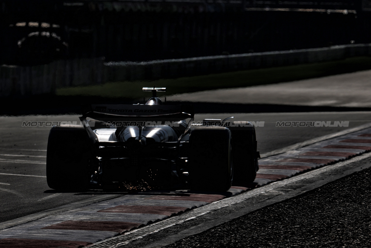 GP CINA, Oliver Bearman (GBR) Haas VF-25.

21.03.2025. Formula 1 World Championship, Rd 2, Chinese Grand Prix, Shanghai, China, Sprint Qualifiche Day.

- www.xpbimages.com, EMail: requests@xpbimages.com © Copyright: Batchelor / XPB Images