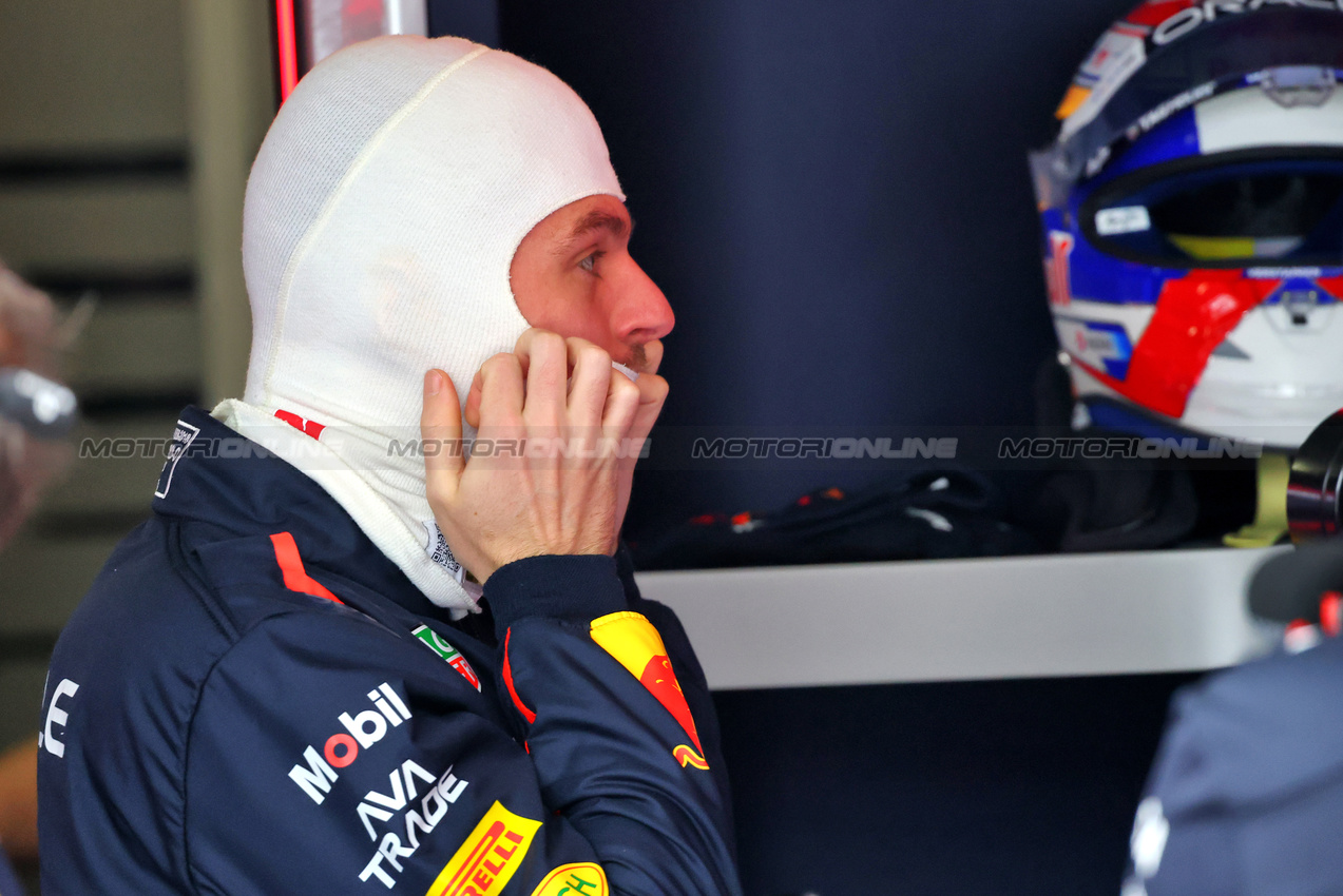 GP CINA, Max Verstappen (NLD) Red Bull Racing.

21.03.2025. Formula 1 World Championship, Rd 2, Chinese Grand Prix, Shanghai, China, Sprint Qualifiche Day.

- www.xpbimages.com, EMail: requests@xpbimages.com © Copyright: Batchelor / XPB Images