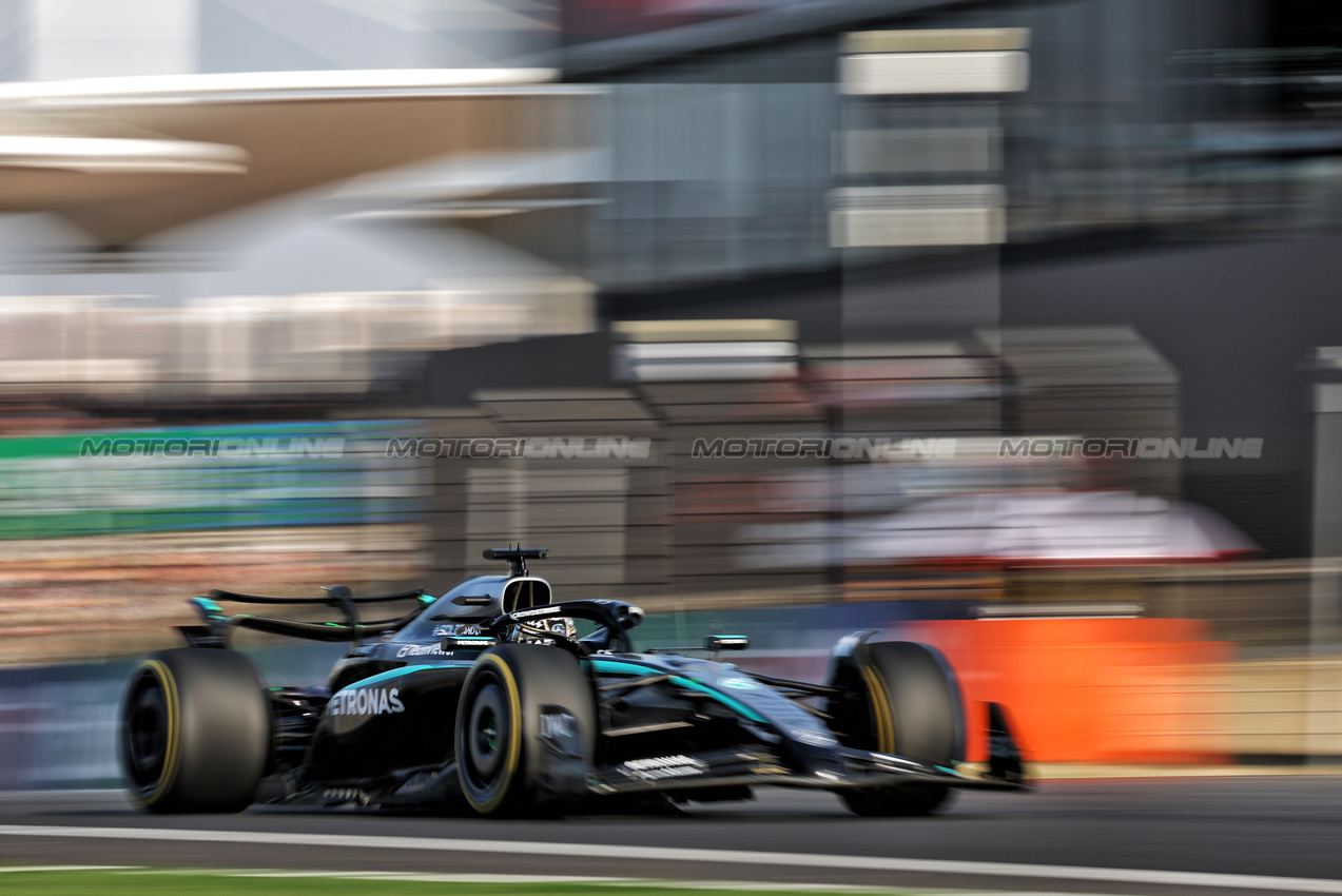 GP CINA, George Russell (GBR) Mercedes AMG F1 W16.

21.03.2025. Formula 1 World Championship, Rd 2, Chinese Grand Prix, Shanghai, China, Sprint Qualifiche Day.

- www.xpbimages.com, EMail: requests@xpbimages.com © Copyright: Bearne / XPB Images