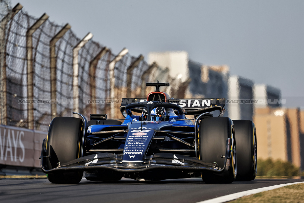 GP CINA, Alexander Albon (THA) Atlassian Williams Racing FW47.

21.03.2025. Formula 1 World Championship, Rd 2, Chinese Grand Prix, Shanghai, China, Sprint Qualifiche Day.

- www.xpbimages.com, EMail: requests@xpbimages.com © Copyright: Bearne / XPB Images
