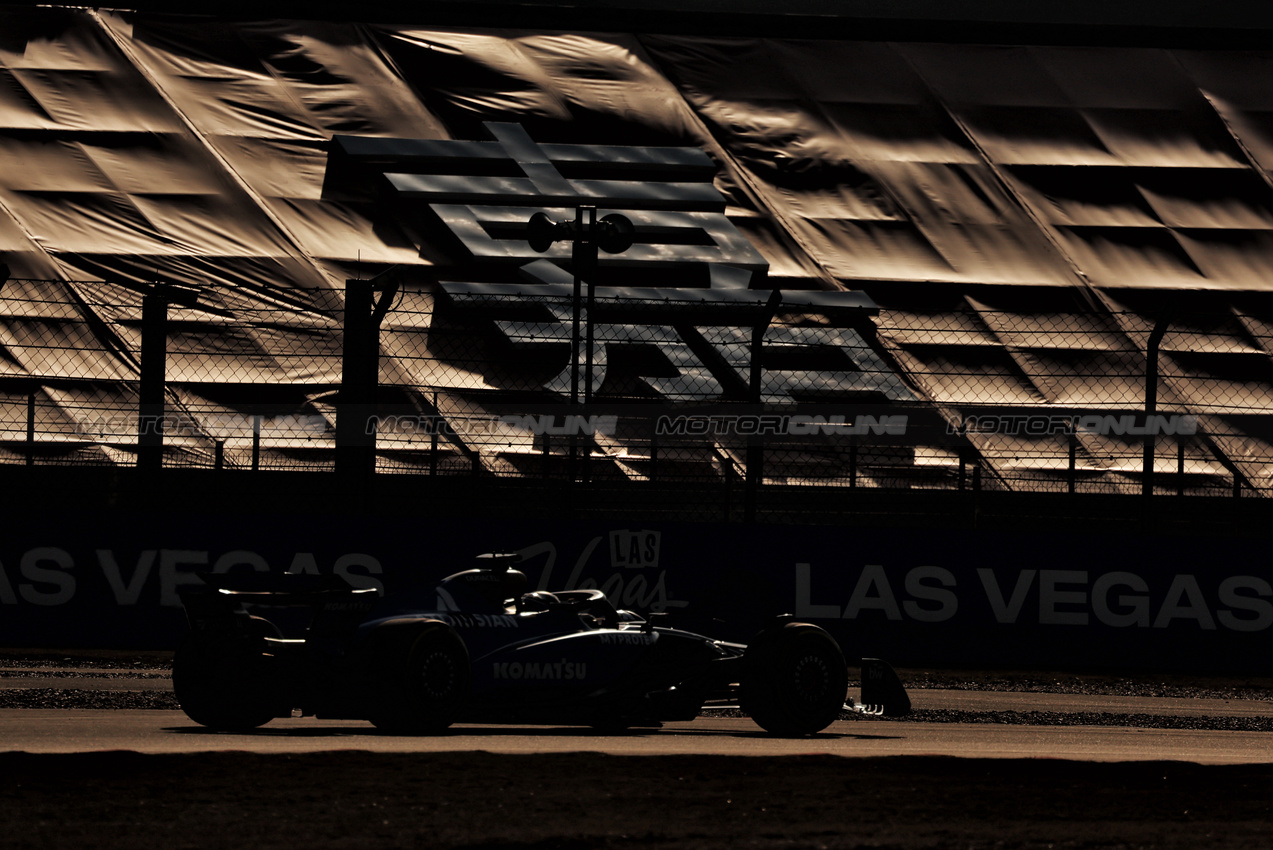 GP CINA, Alexander Albon (THA) Atlassian Williams Racing FW47.

21.03.2025. Formula 1 World Championship, Rd 2, Chinese Grand Prix, Shanghai, China, Sprint Qualifiche Day.

- www.xpbimages.com, EMail: requests@xpbimages.com © Copyright: Moy / XPB Images
