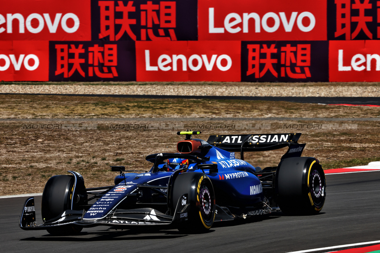 GP CINA, Carlos Sainz (ESP) Atlassian Williams Racing FW46.

21.03.2025. Formula 1 World Championship, Rd 2, Chinese Grand Prix, Shanghai, China, Sprint Qualifiche Day.

- www.xpbimages.com, EMail: requests@xpbimages.com © Copyright: Charniaux / XPB Images