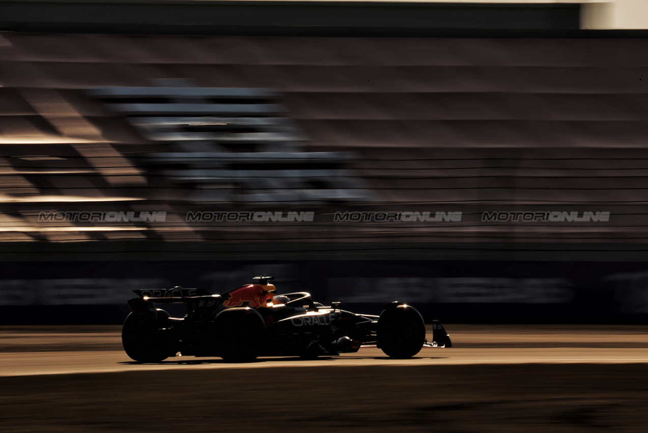 GP CINA, Max Verstappen (NLD) Red Bull Racing RB21.

21.03.2025. Formula 1 World Championship, Rd 2, Chinese Grand Prix, Shanghai, China, Sprint Qualifiche Day.

- www.xpbimages.com, EMail: requests@xpbimages.com © Copyright: Moy / XPB Images