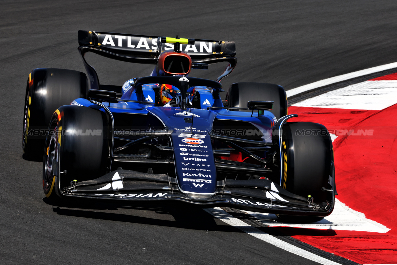 GP CINA, Carlos Sainz (ESP) Atlassian Williams Racing FW46.

21.03.2025. Formula 1 World Championship, Rd 2, Chinese Grand Prix, Shanghai, China, Sprint Qualifiche Day.

- www.xpbimages.com, EMail: requests@xpbimages.com © Copyright: Charniaux / XPB Images