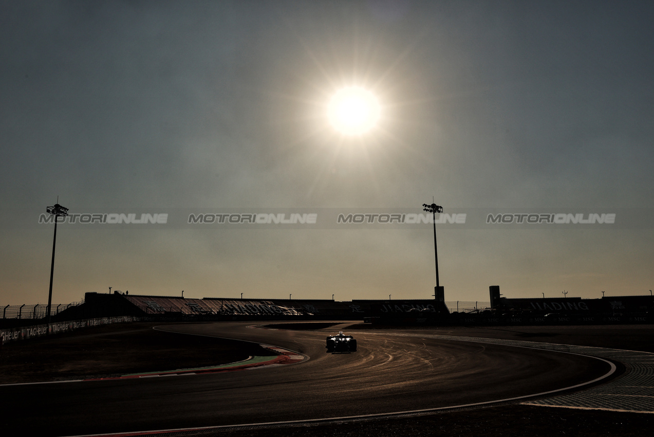 GP CINA, Low light action.

21.03.2025. Formula 1 World Championship, Rd 2, Chinese Grand Prix, Shanghai, China, Sprint Qualifiche Day.

- www.xpbimages.com, EMail: requests@xpbimages.com © Copyright: Moy / XPB Images