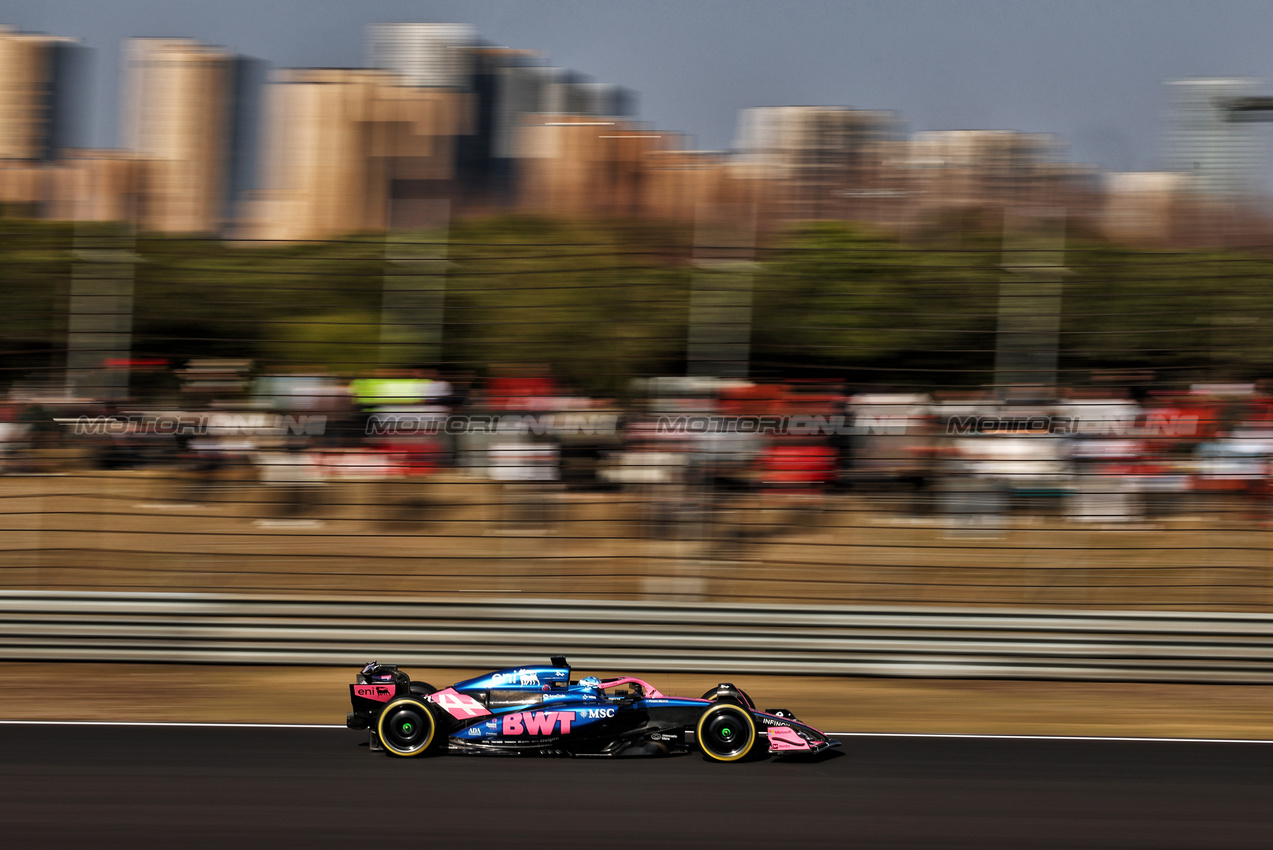 GP CINA, Pierre Gasly (FRA) Alpine F1 Team A525.

21.03.2025. Formula 1 World Championship, Rd 2, Chinese Grand Prix, Shanghai, China, Sprint Qualifiche Day.

- www.xpbimages.com, EMail: requests@xpbimages.com © Copyright: Charniaux / XPB Images