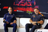GP CINA, (L to R): Oliver Oakes (GBR) Alpine F1 Team Team Principal e Zak Brown (USA) McLaren Executive Director in the FIA Press Conference.

21.03.2025. Formula 1 World Championship, Rd 2, Chinese Grand Prix, Shanghai, China, Sprint Qualifiche Day.

- www.xpbimages.com, EMail: requests@xpbimages.com © Copyright: Moy / XPB Images