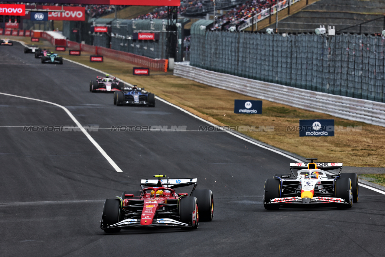 GP GIAPPONE, Lewis Hamilton (GBR) Ferrari SF-25 passes Isack Hadjar (FRA) Racing Bulls VCARB 02.

06.04.2025. Formula 1 World Championship, Rd 3, Japanese Grand Prix, Suzuka, Japan, Gara Day.

- www.xpbimages.com, EMail: requests@xpbimages.com © Copyright: Batchelor / XPB Images