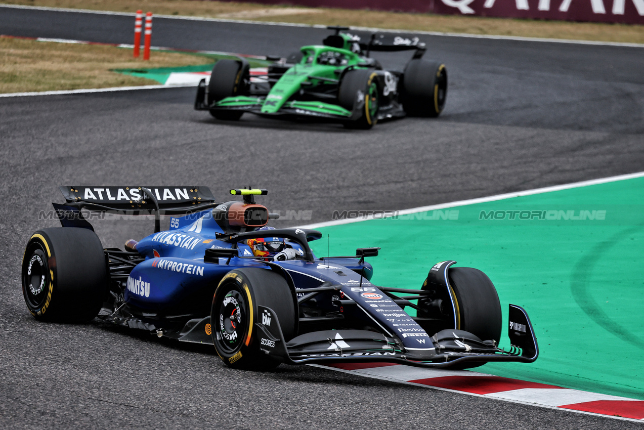 GP GIAPPONE, Carlos Sainz (ESP) Atlassian Williams Racing FW46.

06.04.2025. Formula 1 World Championship, Rd 3, Japanese Grand Prix, Suzuka, Japan, Gara Day.

- www.xpbimages.com, EMail: requests@xpbimages.com © Copyright: Moy / XPB Images