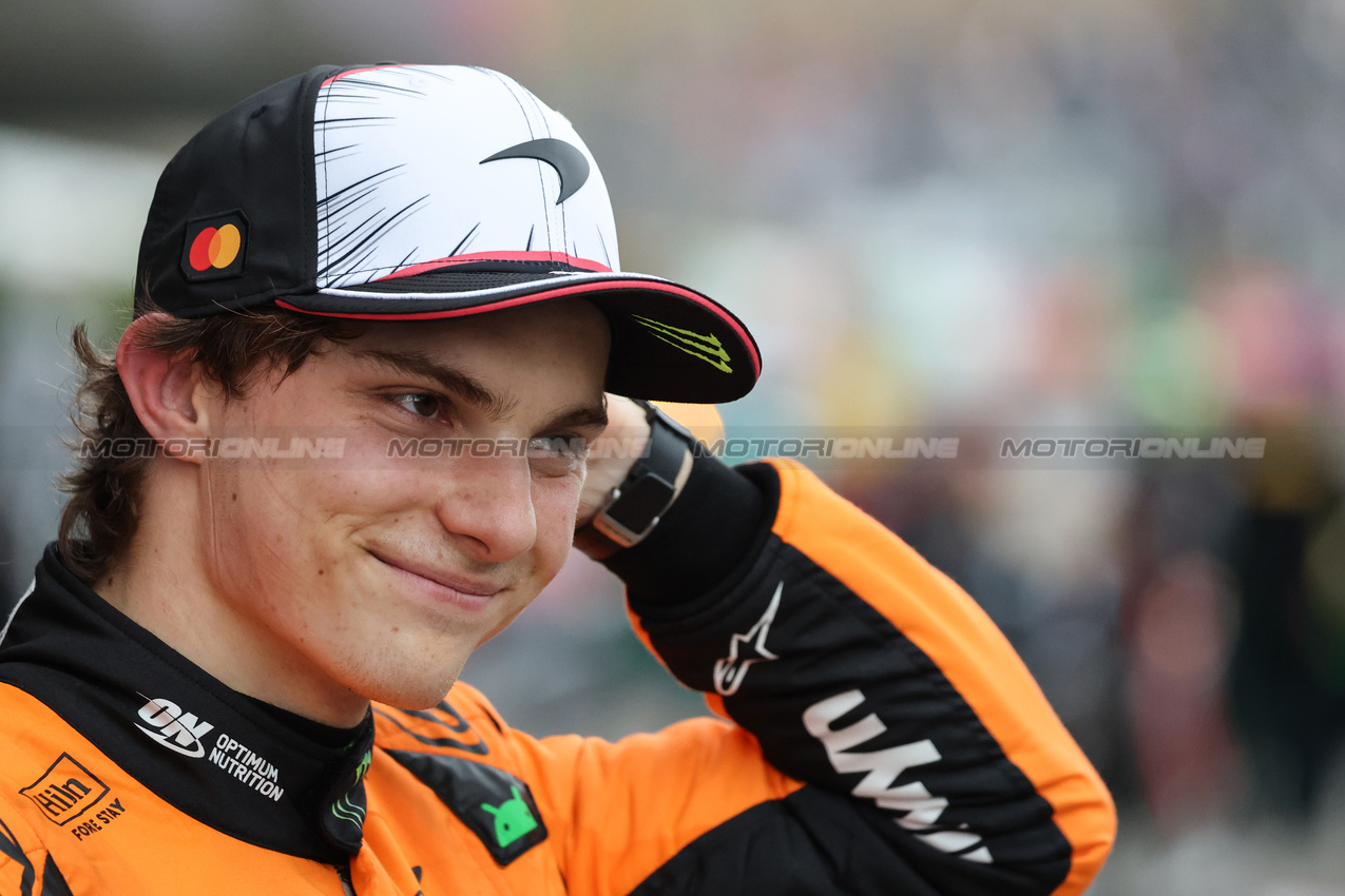 GP GIAPPONE, Oscar Piastri (AUS), McLaren 
06.04.2025. Formula 1 World Championship, Rd 3, Japanese Grand Prix, Suzuka, Japan, Gara Day.
- www.xpbimages.com, EMail: requests@xpbimages.com © Copyright: Charniaux / XPB Images