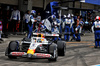 GP GIAPPONE, Isack Hadjar (FRA) Racing Bulls VCARB 02 makes a pit stop.

06.04.2025. Formula 1 World Championship, Rd 3, Japanese Grand Prix, Suzuka, Japan, Gara Day.

- www.xpbimages.com, EMail: requests@xpbimages.com © Copyright: Batchelor / XPB Images