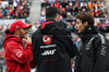 GP GIAPPONE, Lewis Hamilton (GBR), Ferrari, Esteban Ocon (FRA), Haas F1 Team e George Russell (GBR), Mercedes AMG F1 
06.04.2025. Formula 1 World Championship, Rd 3, Japanese Grand Prix, Suzuka, Japan, Gara Day.
- www.xpbimages.com, EMail: requests@xpbimages.com © Copyright: Charniaux / XPB Images
