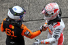 GP GIAPPONE, (L to R): third placed Oscar Piastri (AUS) McLaren with vincitore Max Verstappen (NLD) Red Bull Racing in parc ferme.

06.04.2025. Formula 1 World Championship, Rd 3, Japanese Grand Prix, Suzuka, Japan, Gara Day.

- www.xpbimages.com, EMail: requests@xpbimages.com © Copyright: Moy / XPB Images