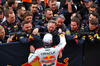 GP GIAPPONE, Gara winner Max Verstappen (NLD) Red Bull Racing celebrates with Christian Horner (GBR) Red Bull Racing Team Principal e the team in parc ferme.

06.04.2025. Formula 1 World Championship, Rd 3, Japanese Grand Prix, Suzuka, Japan, Gara Day.

- www.xpbimages.com, EMail: requests@xpbimages.com © Copyright: Moy / XPB Images